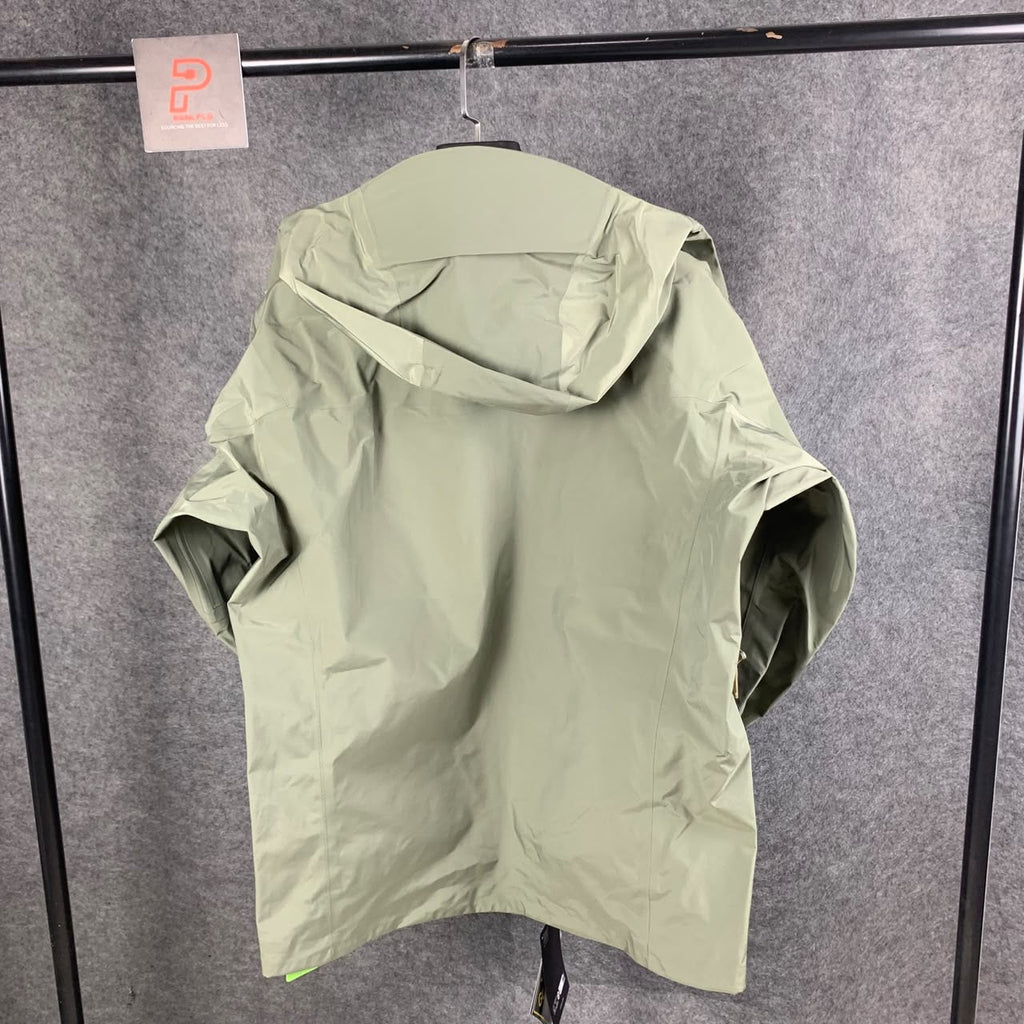 Arc'teryx Men's Alpha SV6 'Light Green'