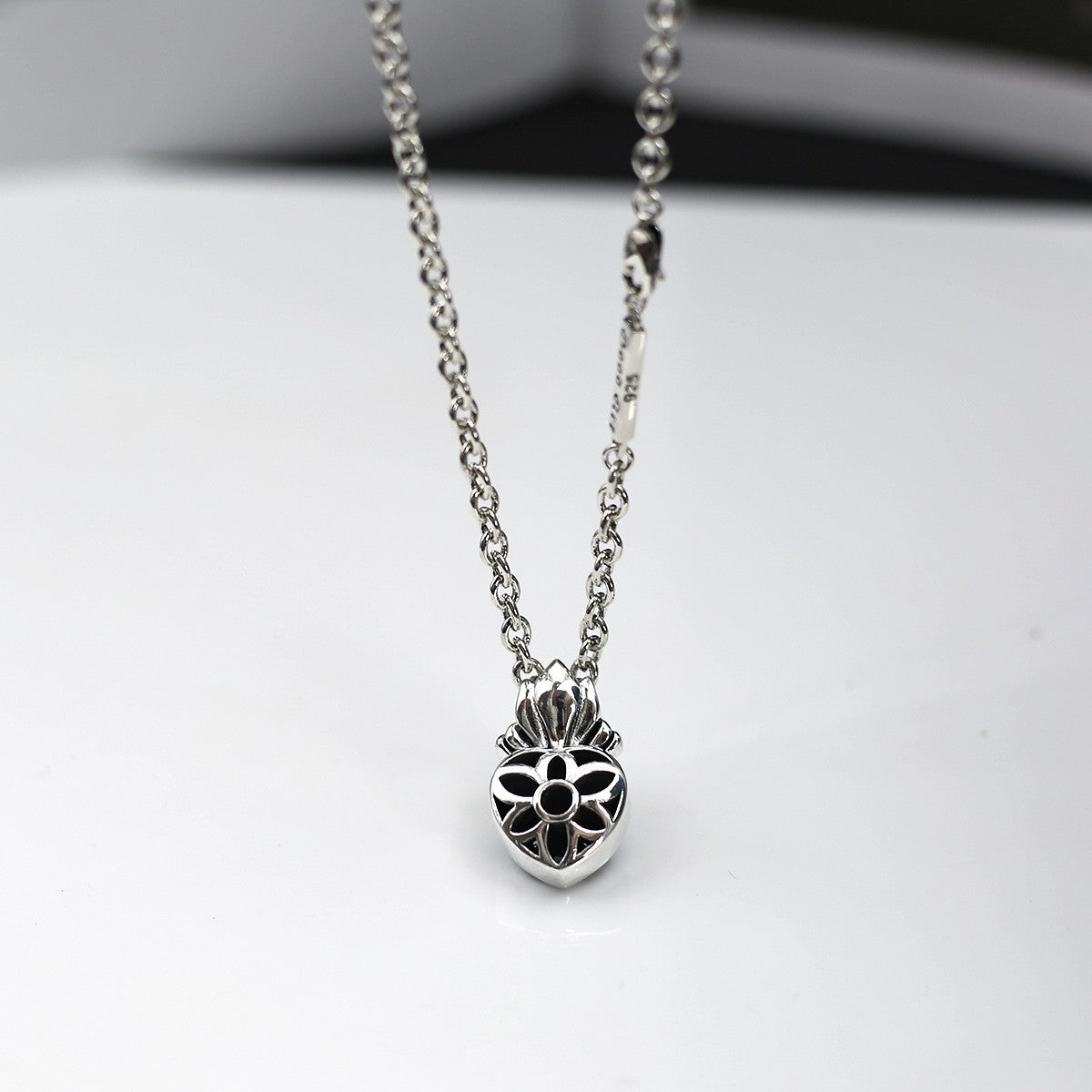 Chrome Hearts good cherry blossom six-pointed star necklace